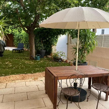 T2 50 M2 Jardin Proche Des Plages شقة *